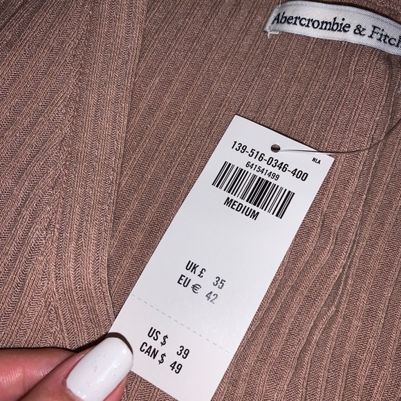 Abercrombie Long Sleeve Ribbed Sweater - Picture 5 of 5